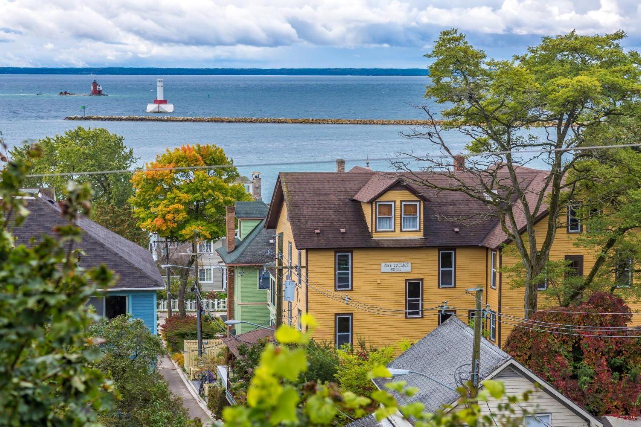 Pine Cottage Bed&Breakfast Mackinac Island Exterior foto