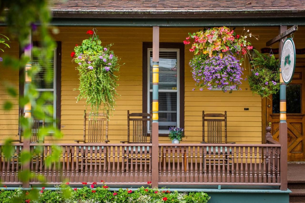 Pine Cottage Bed&Breakfast Mackinac Island Exterior foto